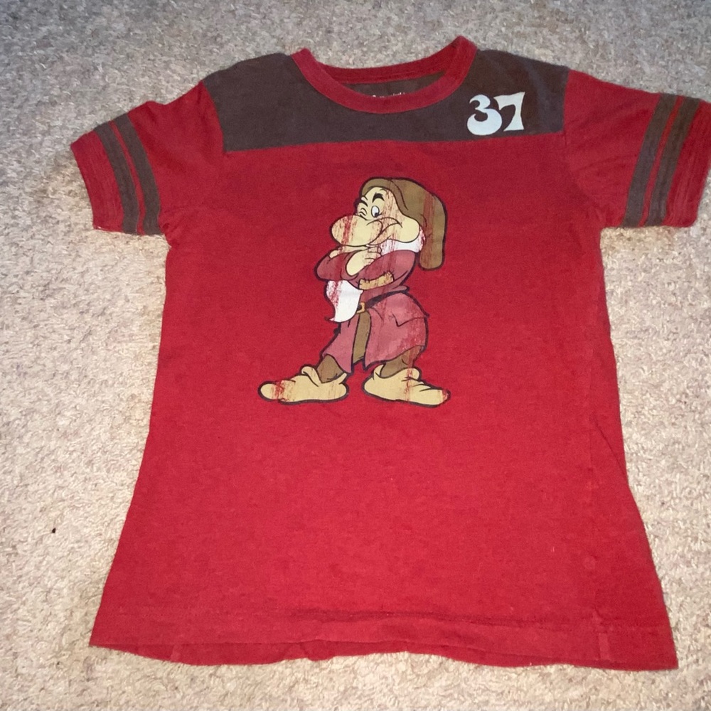 WALT DISNEY WORLD-Grumpy Shirt Distressed